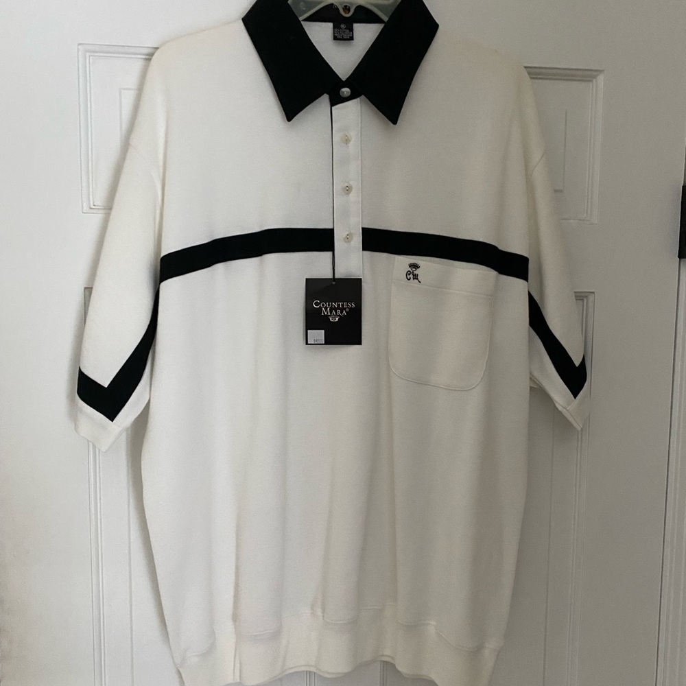 Men’s Countess Mara white ss top with navy collar and stripe. Size XL NWT